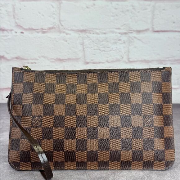 Louis Vuitton Damier Ebene Neverfull Pochette Wristlet Bag - Picture 1 of 14